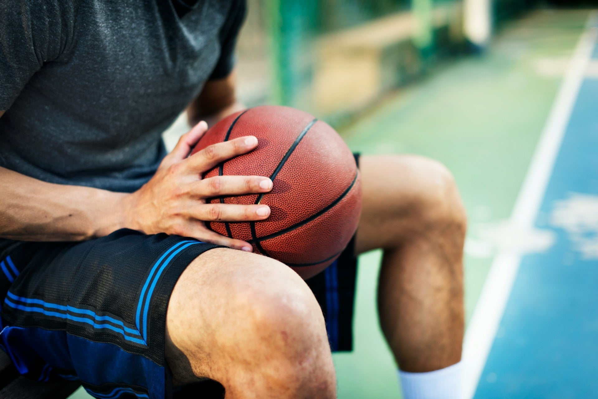 Cold Compression vs. Traditional Cryotherapy: Who Benefits Most?